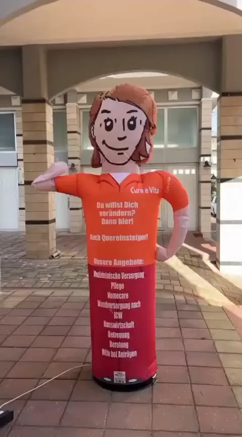 Cura e Vita — Gebrandete Pflegepersonal-Figur