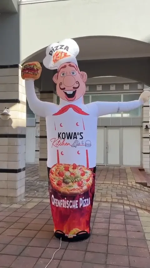 Kowa's Kitchen — Pizza-Kochfigur mit Produkt