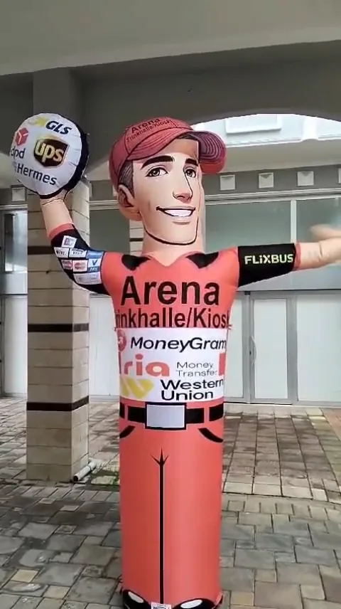 Arena Servicepunkt — Individuelle Werbefigur mit Botschaft