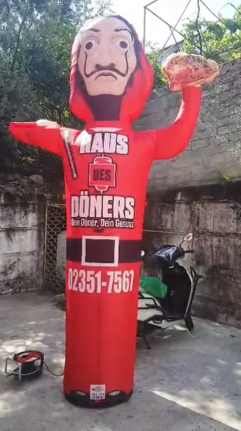 Haus des Döners — Produktbezogenes Spezialmaskottchen